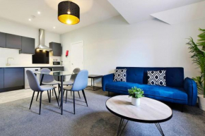 FREE PARKING - Modern 2-BR Flat close to Salford Royal